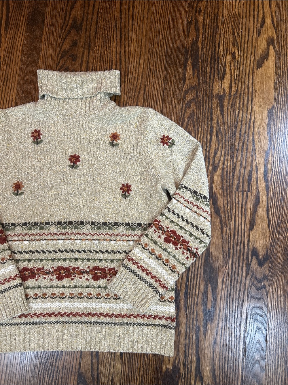 Vintage Floral Knit Turtleneck Sweater - Picture 4 of 8